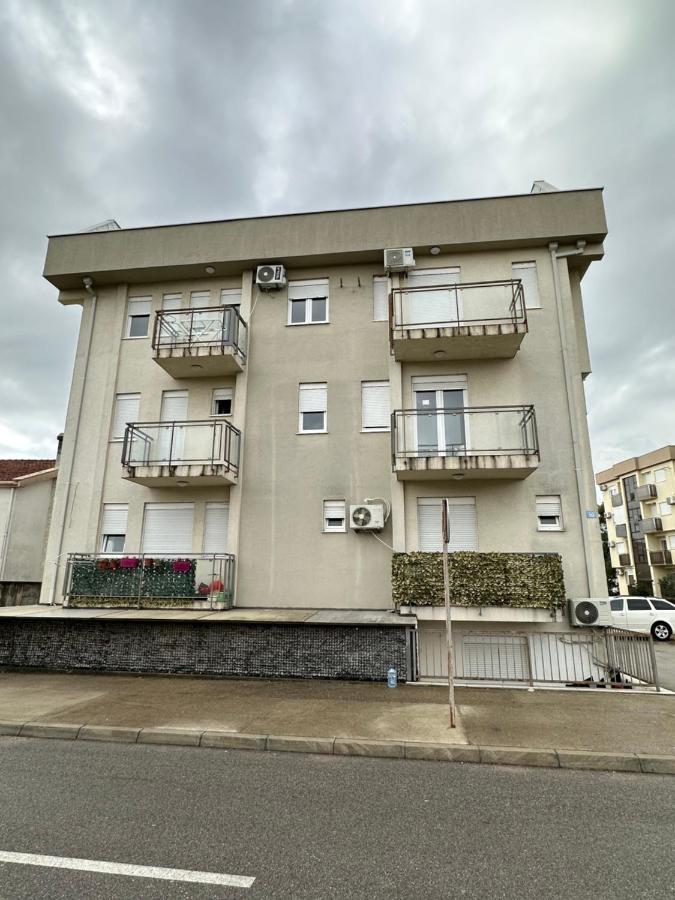 פודגוריצה Selena Apartment מראה חיצוני תמונה